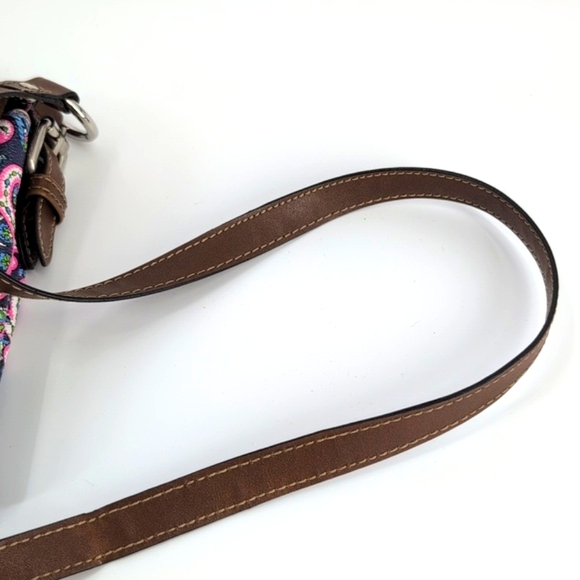 Chaps Great quality  crossbody purse great condition ! - Picture 5 of 14